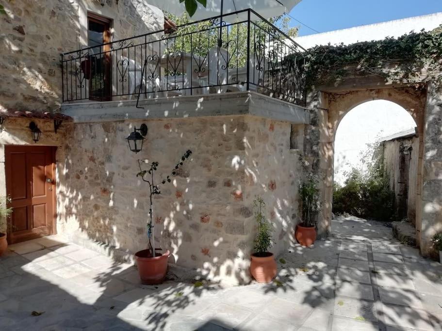 Villa Sofita With Tzakouzi Maroulás Dış mekan fotoğraf